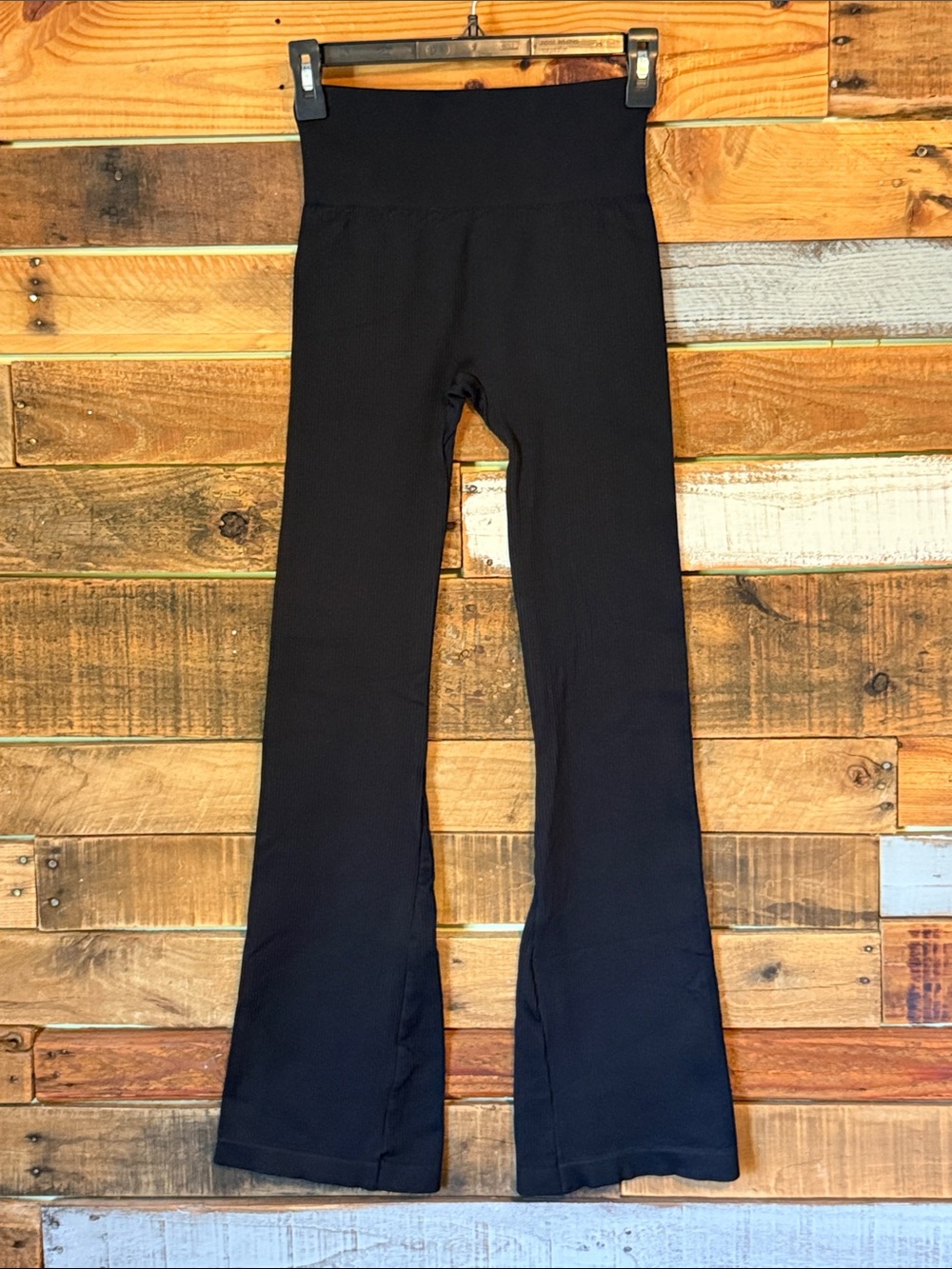 NWOT OQQ Workout High Waist Bell Bottoms Ribbed Pants - Picture 4 of 8